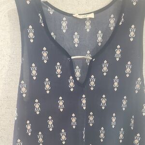 Chic Patterned Navy Tank Top